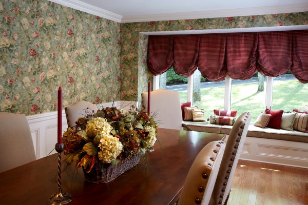 How To Decorate With Wallpaper
